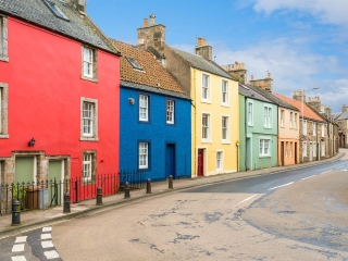 Anstruther-Colourful-Houses