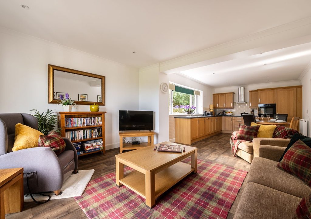 Living-Dining-Kitchen-Lodge-6