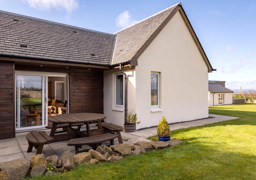 Lodge-6-Exterior